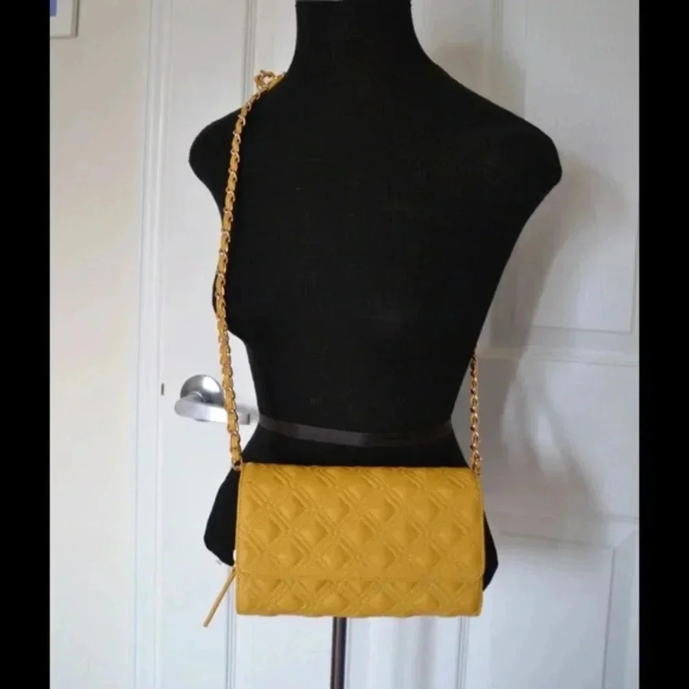 NWOT Big Buddha cross body bag